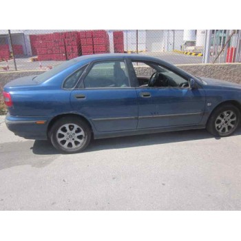 volvo s40 berlina del año 2000