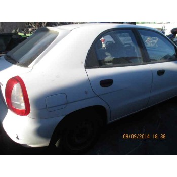 daewoo nubira berlina del año 1999