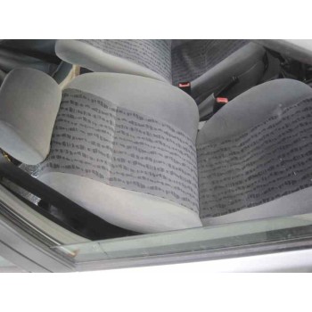 skoda felicia berlina ( 791) del año 1999