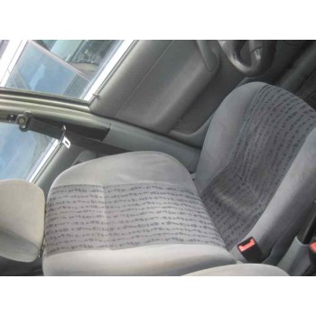 skoda felicia berlina ( 791) del año 1999