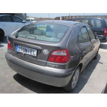 renault megane i fase 2 berlina (ba0) del año 1999