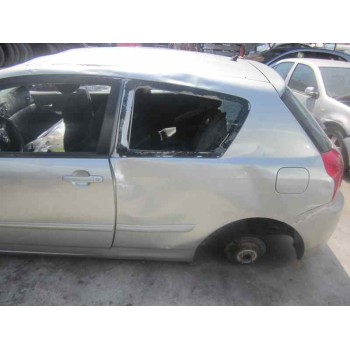 toyota corolla (e12) del año 2004