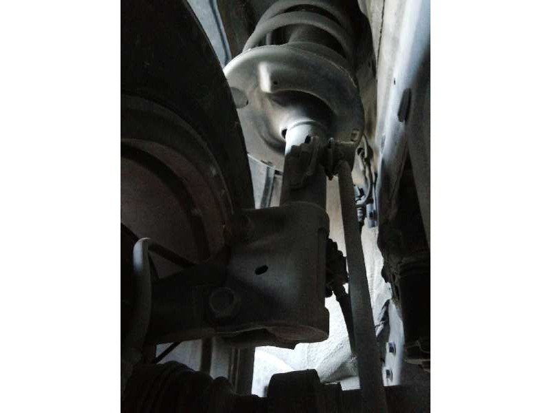 Recambio de amortiguador delantero derecho para toyota avensis touring sports advance referencia OEM IAM   