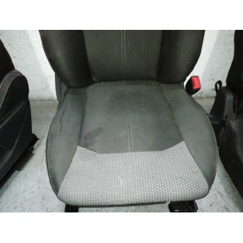 Recambio de juego asientos completo para ford ecosport 1.5 ti-vct cat referencia OEM IAM  ISOFIX NEGRO