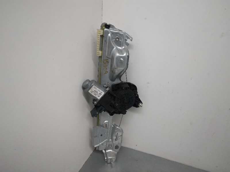 Recambio de elevalunas trasero izquierdo para renault megane iv berlina 5p r.s. trophy referencia OEM IAM C49018101 6 PINES 