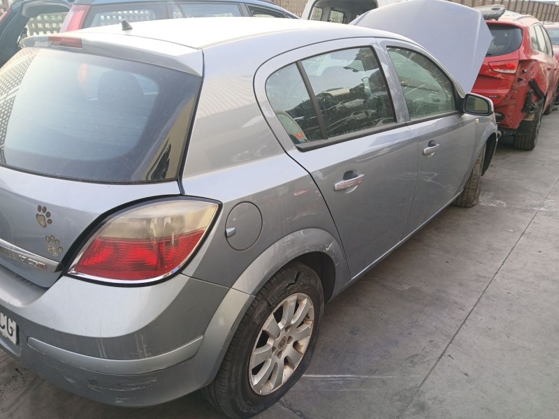 OPEL ASTRA H (A04)