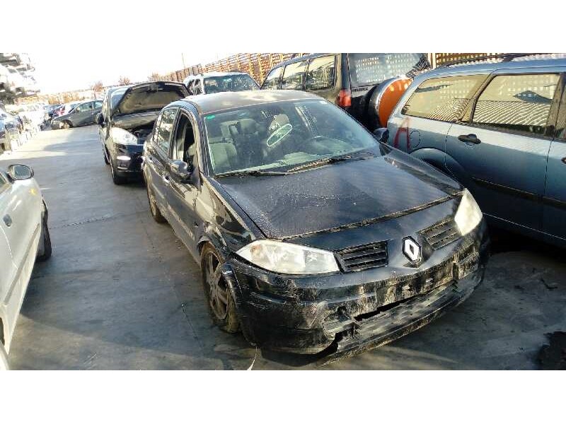 renault megane ii classic berlina del año 2004