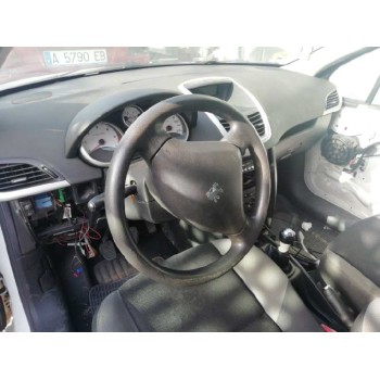 peugeot 207 del año 2007