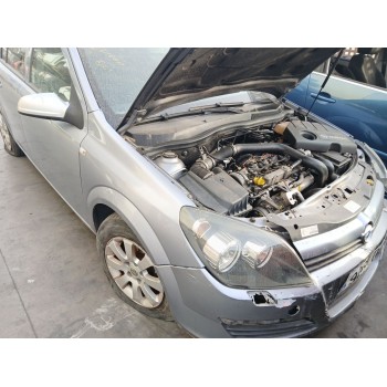opel astra h (a04) del año 2004