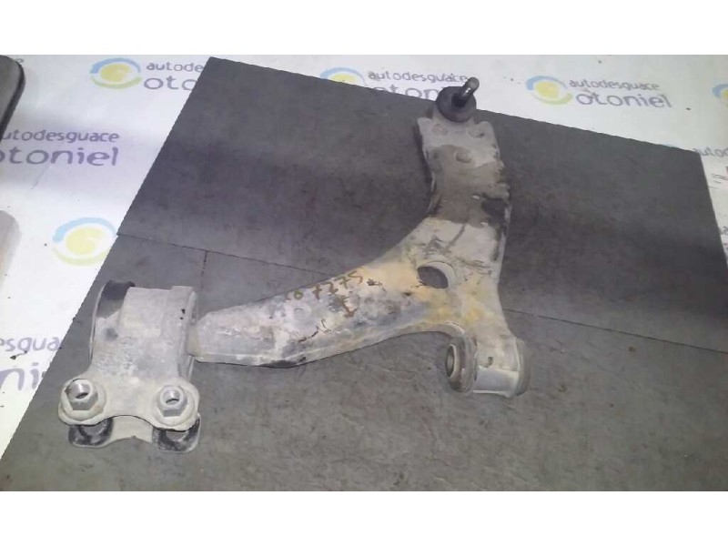 Recambio de brazo suspension inferior delantero izquierdo para ford focus berlina (cap) ambiente (d) referencia OEM IAM   