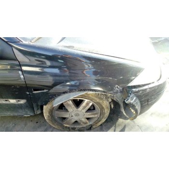 renault megane ii classic berlina del año 2004