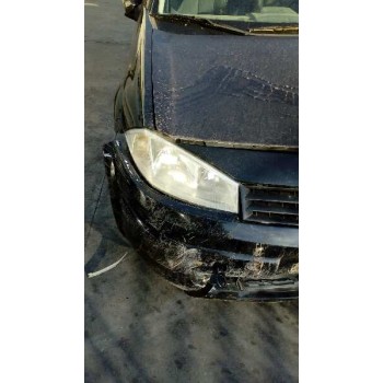 renault megane ii classic berlina del año 2004