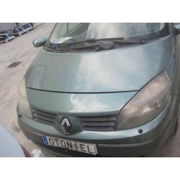 renault grand scenic del año 2004