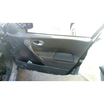 renault megane ii classic berlina del año 2004