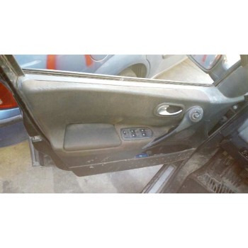 renault megane ii classic berlina del año 2004