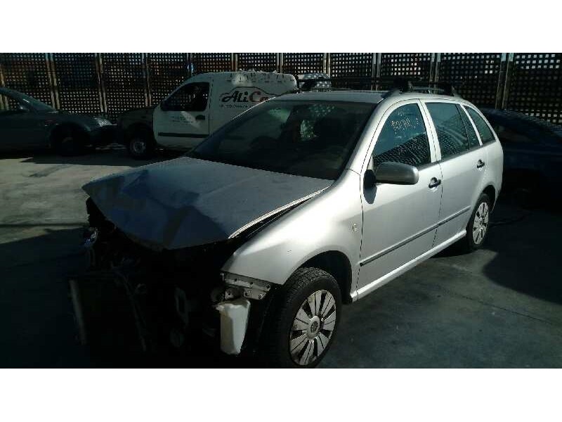 skoda fabia familiar (6y5) del año 2004
