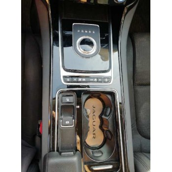 jaguar xe del año 2018