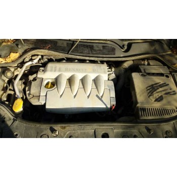 renault megane ii classic berlina del año 2004