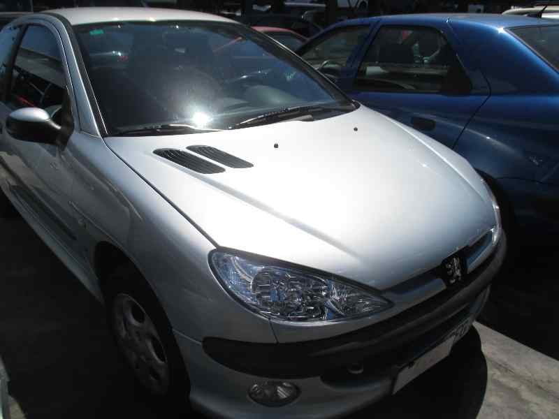 PEUGEOT 206 BERLINA