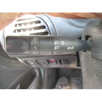 peugeot 206 berlina del año 2001