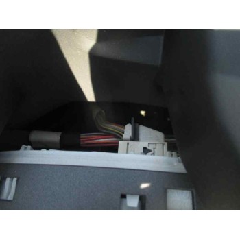 peugeot 206 berlina del año 2001