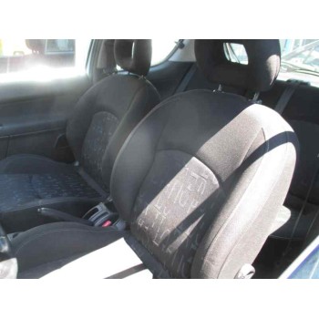 peugeot 206 berlina del año 2001