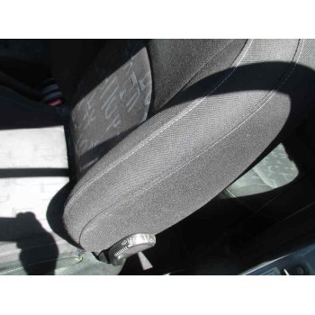 peugeot 206 berlina del año 2001