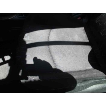 peugeot 206 berlina del año 2001