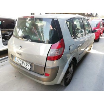 renault scenic ii del año 2004