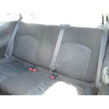 peugeot 206 berlina del año 2001