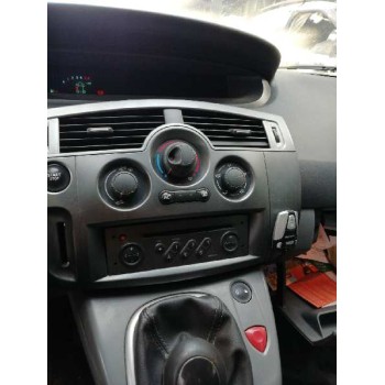 renault scenic ii del año 2004