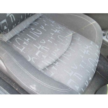 peugeot 206 berlina del año 2001