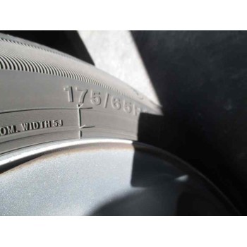 peugeot 206 berlina del año 2001