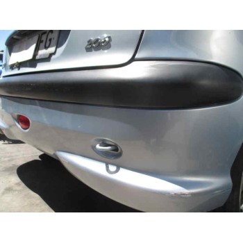 peugeot 206 berlina del año 2001