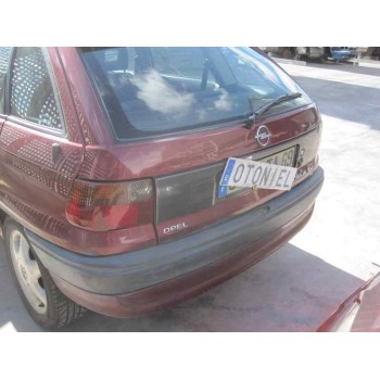 opel astra f berlina del año 1996