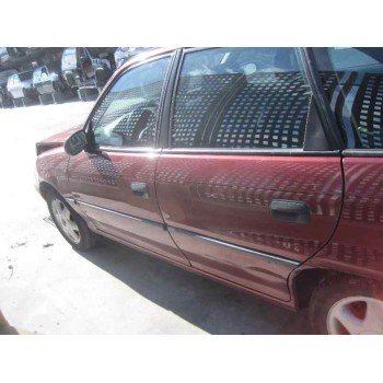 opel astra f berlina del año 1996