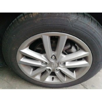 toyota auris del año 2009