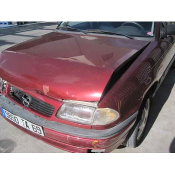 opel astra f berlina del año 1996