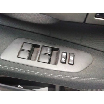 toyota auris del año 2009