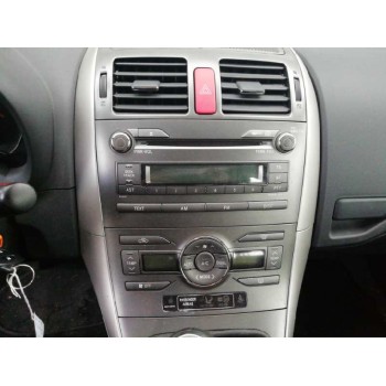 toyota auris del año 2009