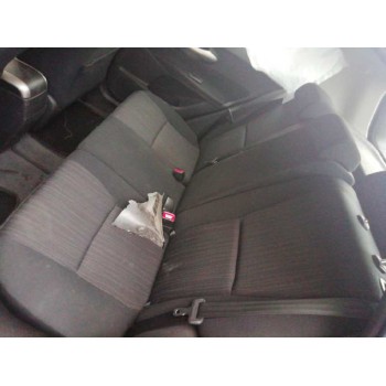 toyota auris del año 2009