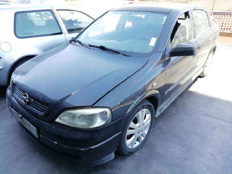 opel astra g berlina del año 2001