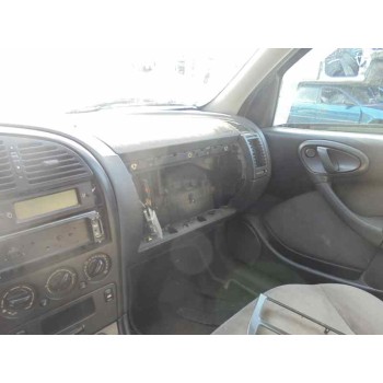 citroën xsara berlina del año 2004