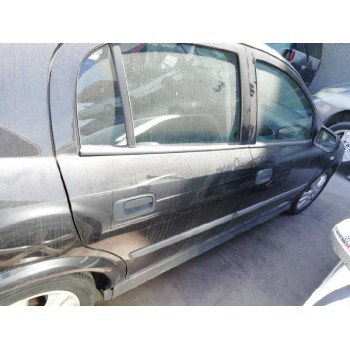 opel astra g berlina del año 2001