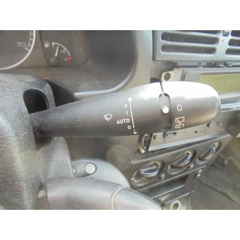 citroën xsara berlina del año 2004