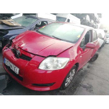 toyota auris del año 2008