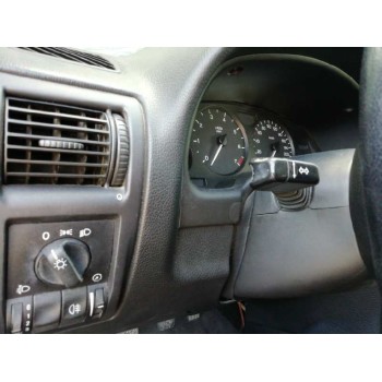 opel astra g berlina del año 2001