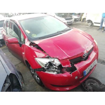 toyota auris del año 2008