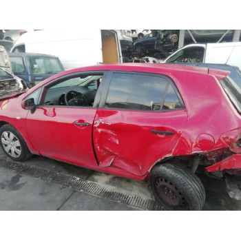 toyota auris del año 2008