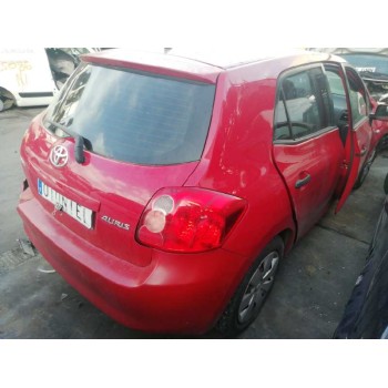 toyota auris del año 2008